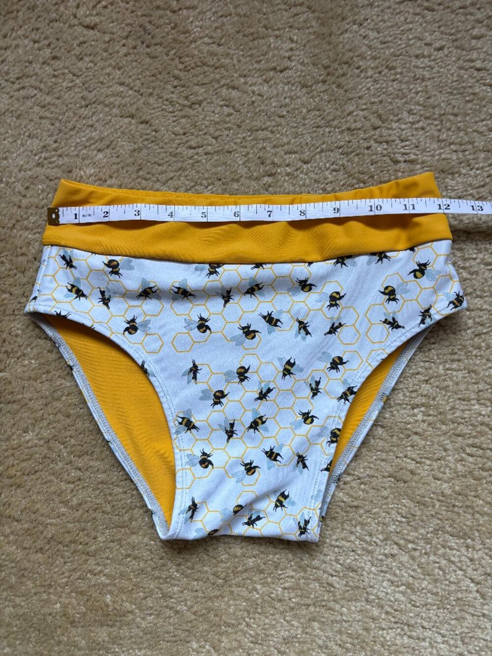 Like New The Bendy Brand Pole Shorts - Yellow Bee print, size S
